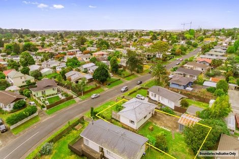 Photo of property in 23 Larissa Avenue, Henderson, Auckland, 0610