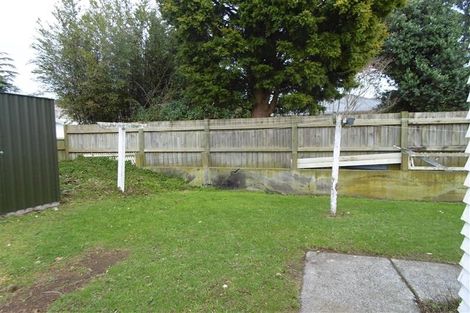 Photo of property in 27 Bulteel Street, New Plymouth, 4310
