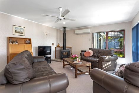 Photo of property in 14 Appleby Rise, Whakatane, 3120