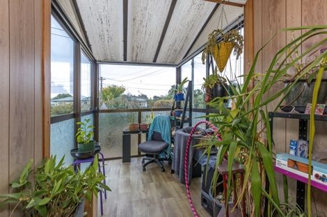 Photo of property in 19 Carnarvon Street, Linwood, Christchurch, 8062