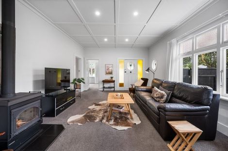 Photo of property in 128 Vigor Brown Street, Napier South, Napier, 4110