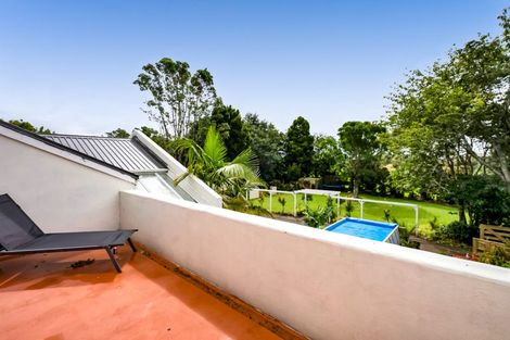 Photo of property in 330 Kelly Road, Lepperton, New Plymouth, 4373