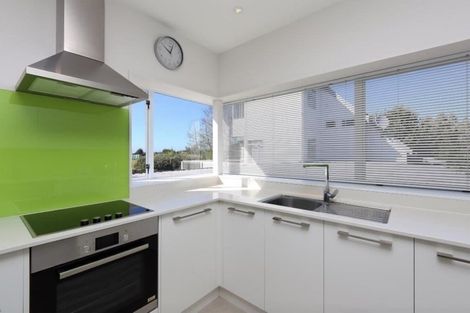Photo of property in 8 Gilray Place, Waimarama, 4294