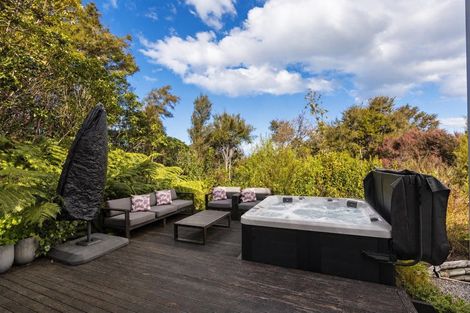 Photo of property in 4 Cederman Drive, Kaiteriteri, Motueka, 7197