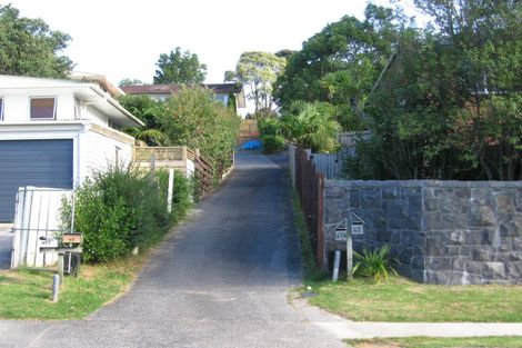 Photo of property in 2/47 Weatherly Road, Torbay, Auckland, 0630