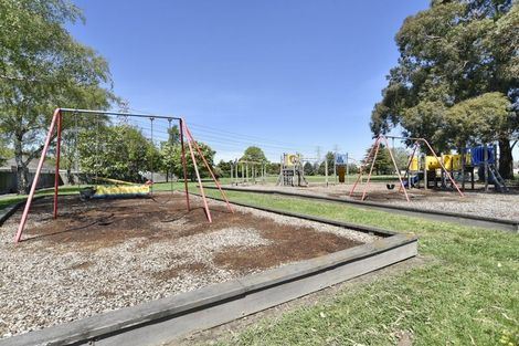 Photo of property in 30 Kendal Avenue, Burnside, Christchurch, 8053