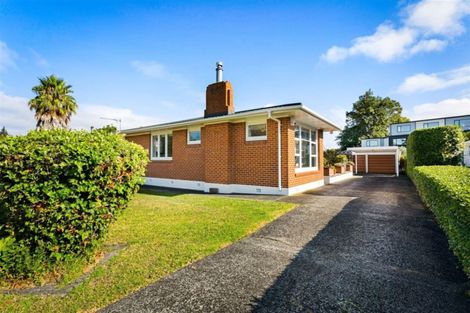 Photo of property in 12 Te Kanawa Crescent, Henderson, Auckland, 0610