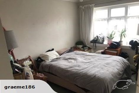 Photo of property in 2/58 Brougham Street, Mount Victoria, Wellington, 6011