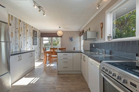 Photo of property in 50 Holdsworth Avenue, Milson, Palmerston North, 4414