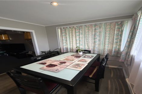 Photo of property in 37 Bruce Road, Glenfield, Auckland, 0629