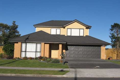 Photo of property in 14 Blackwood Drive, Wattle Downs, Auckland, 2103