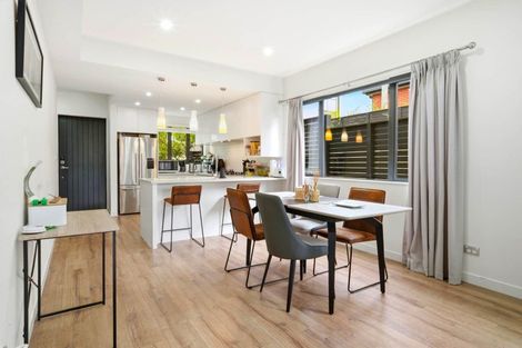 Photo of property in 32 Bight Road, Long Bay, Auckland, 0630