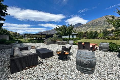 Photo of property in 51 Howards Drive, Lake Hayes, Queenstown, 9304