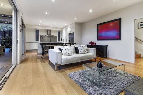 Photo of property in 340a Beach Road, Mairangi Bay, Auckland, 0630