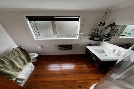 Photo of property in 16b Aparima Avenue, Miramar, Wellington, 6022