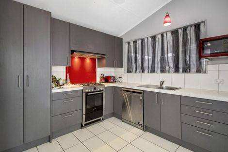 Photo of property in 19 Greenwich Grove, Stokes Valley, Lower Hutt, 5019