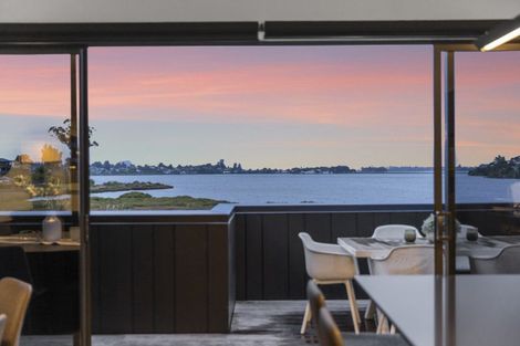 Photo of property in 31 Hinaki Street, Poike, Tauranga, 3112