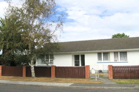 Photo of property in 35 Whirinaki Crescent, Heretaunga, Upper Hutt, 5018