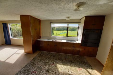 Photo of property in 66 Clifden Highway, Tuatapere, 9691