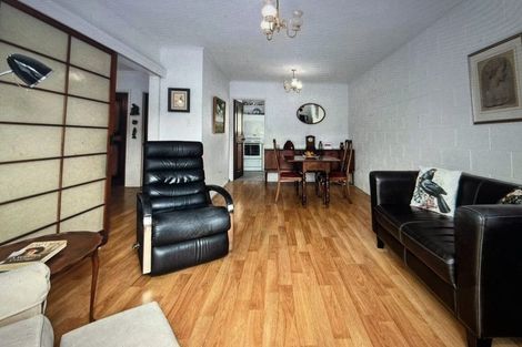 Photo of property in 4/772 Beach Road, Browns Bay, Auckland, 0630