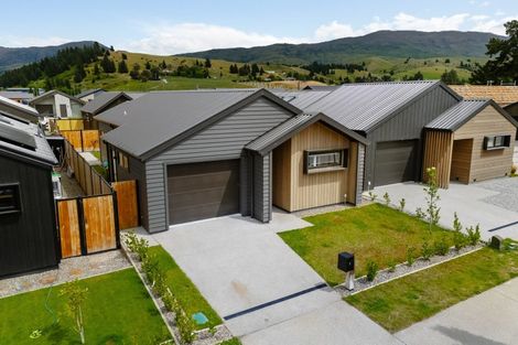 Photo of property in 7 Sandstorm Way, Cromwell, 9310