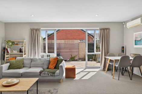 Photo of property in 8/190 Lincoln Road, Addington, Christchurch, 8024