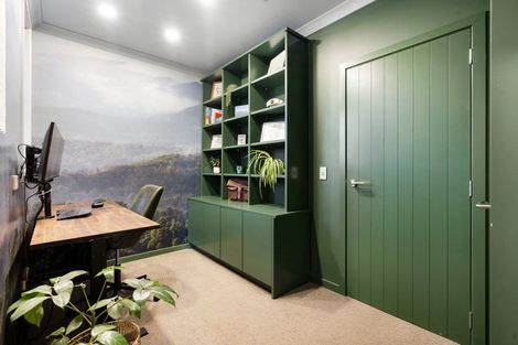 Photo of property in 28 Reynolds Road, Havelock North, 4130