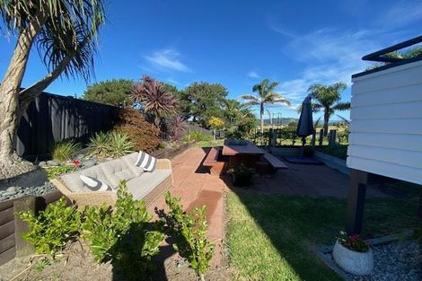 Photo of property in 13 Panorama Place, Coastlands, Whakatane, 3120