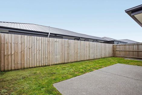Photo of property in 17 Bill Hammond Drive, Belfast, 8051