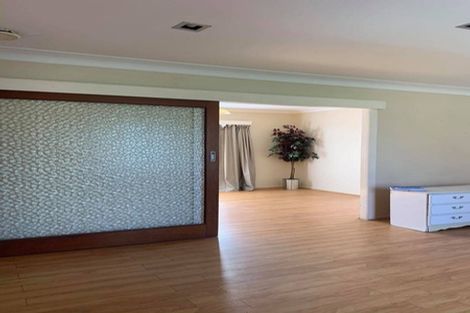 Photo of property in 44 Birdwood Avenue, Papatoetoe, Auckland, 2025