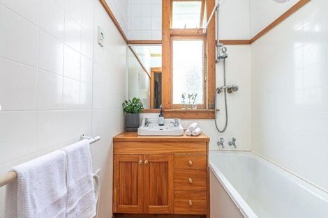 Photo of property in 28 Surrey Road, Springvale, Whanganui, 4501