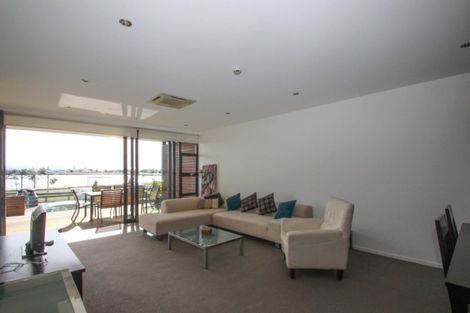 Photo of property in 207/7 Humber Street, Pandora, Napier, 4110