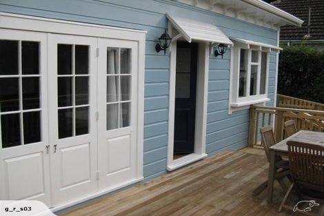 Photo of property in 30 Sutherland Crescent, Melrose, Wellington, 6023