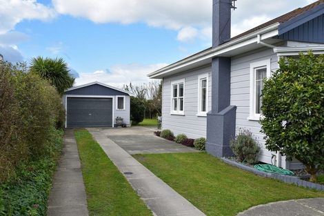 Photo of property in 35 Muir Street, Te Hapara, Gisborne, 4010