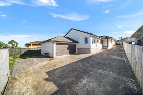 Photo of property in 61a Halver Road, Hillpark, Auckland, 2102