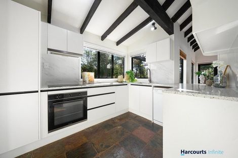 Photo of property in 144 Weatherly Road, Torbay, Auckland, 0630