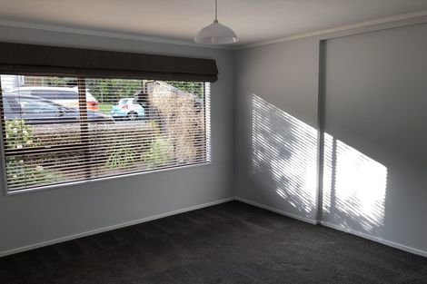 Photo of property in 17b Govind Grove, Ngaio, Wellington, 6035