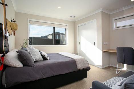 Photo of property in 18d Rose Leigh Drive, Cambridge, 3434