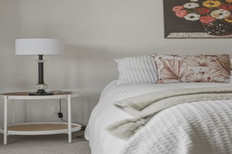 Photo of property in 122 Larnach Road, Vauxhall, Dunedin, 9013