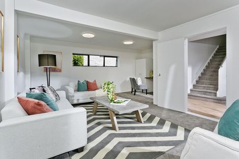 Photo of property in 29 Sandiacre Way, Browns Bay, Auckland, 0630