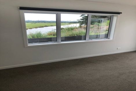 Photo of property in 35 Kowhai Street, Helensville, 0800