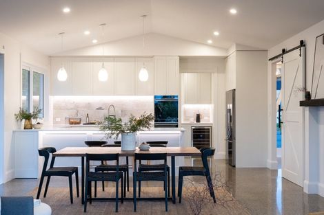 Photo of property in 4 Gage Lane, Havelock North, 4130