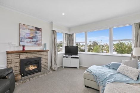 Photo of property in 5 Wembury Grove, Parkvale, Tauranga, 3112