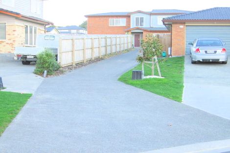 Photo of property in 10 Neaptide Close, Red Beach, 0932