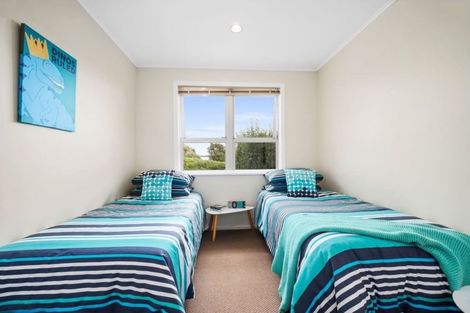 Photo of property in 1/8 Arrow Road, Forrest Hill, Auckland, 0620