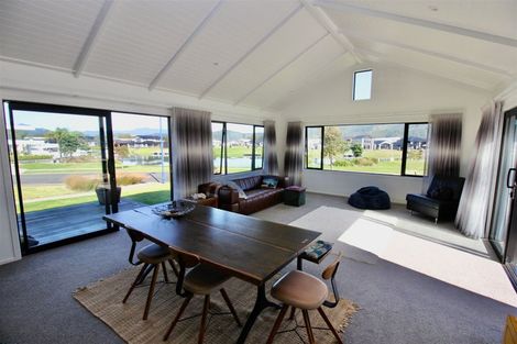 Photo of property in 70 Leeward Drive, Whitianga, 3510