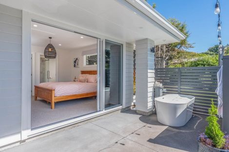 Photo of property in 65 Dalmore Way, Acacia Bay, Taupo, 3385