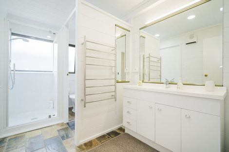 Photo of property in 28 Pleasant Place, Pauanui, Hikuai, 3579