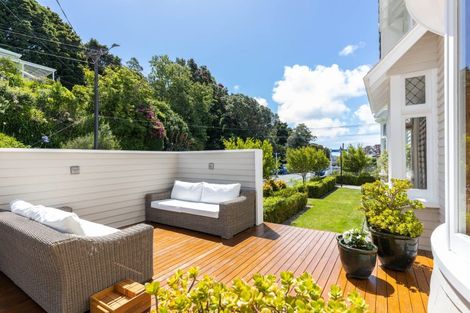 Photo of property in 83 Brougham Street, New Plymouth, 4310