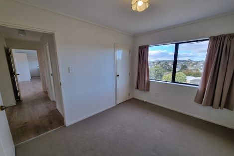 Photo of property in 6 Tern Place, Unsworth Heights, Auckland, 0632